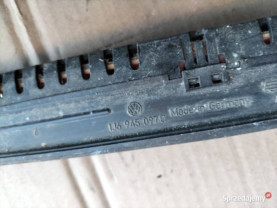 VW GOLF 4 IV 1J6945097C TRZECIE ŚWIATŁO STOP Kamień-Kolonia