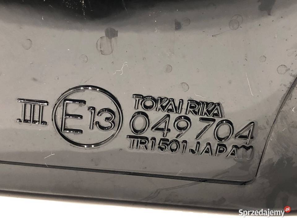 LUSTERKO PRAWY LEXUS LBX Crossover Sonic Chrome