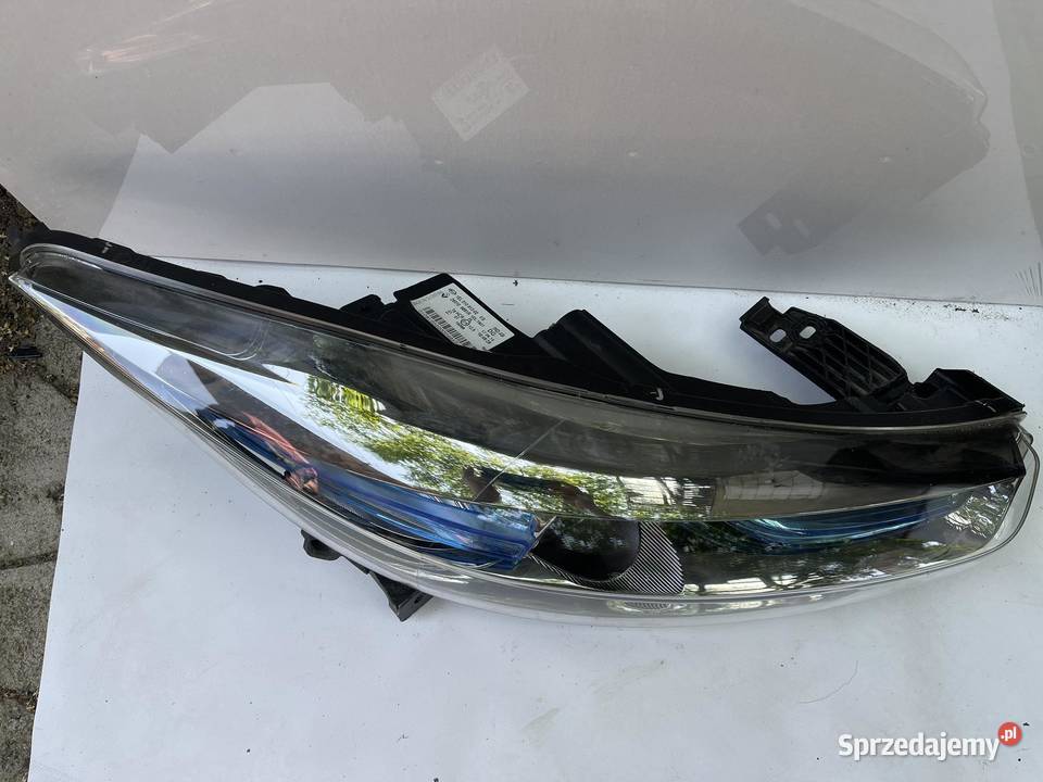 RENAULT ZOE PRAWA LAMPA PRZÓD Ostroróg
