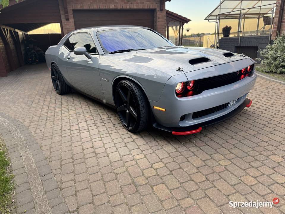 Sprzedam Dodge Challenger RT 57HEMI Człuchów