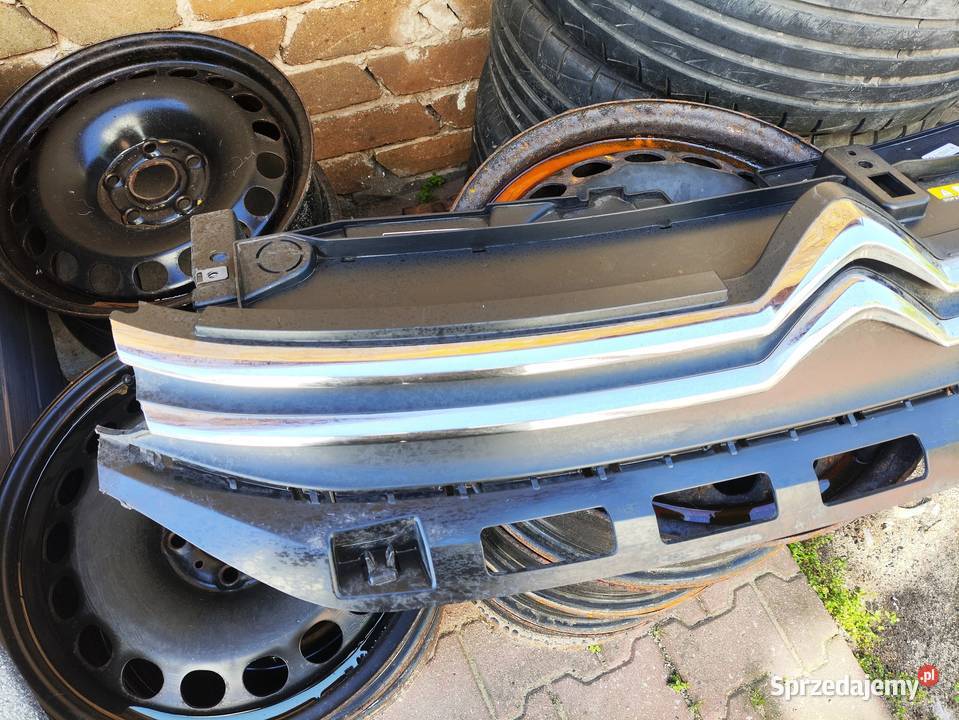 Grill atrapa Citroen C3 III 9812063477 EUROPA Niegowonice