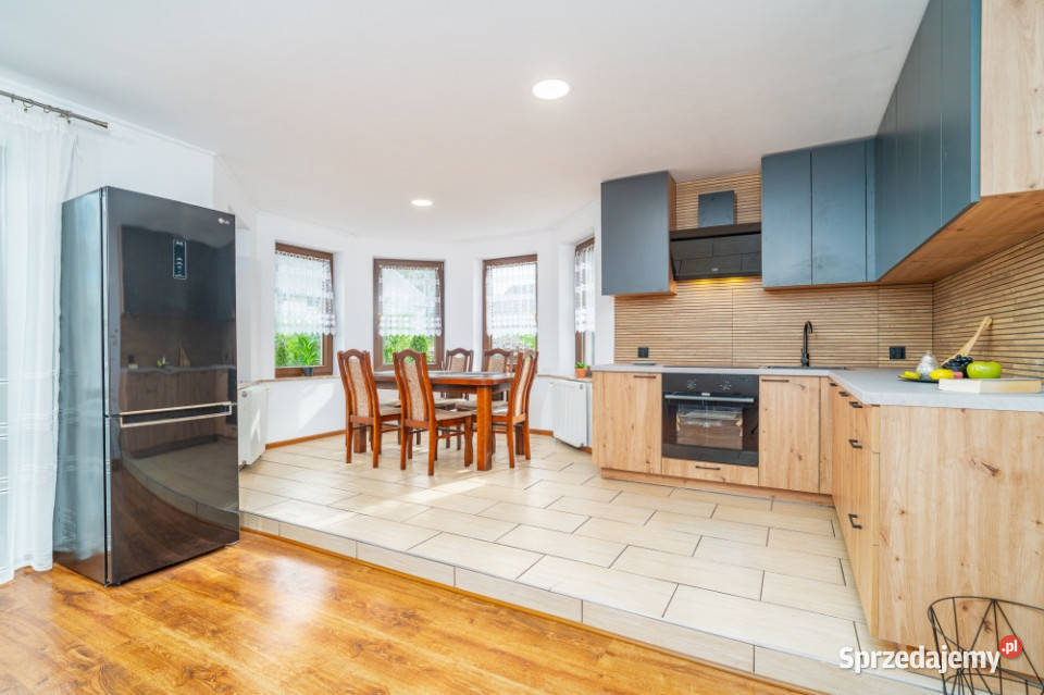 Dwa domy w jednego do zamieszkania jeziorem wolnostojący Nowe Miasto nad Pilicą sprzedam