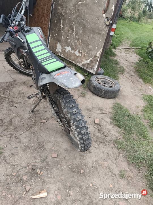 Sprzedam crossa 250 warmińsko-mazurskie Giżycko sprzedam