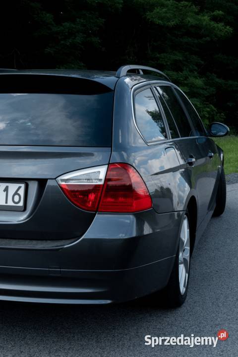 BMW Seria 3 E91 325i 218 4/5