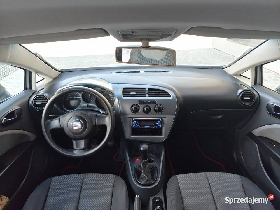 Seat Leon16 MPIZadbanyFelgi 18stkiNowe Opony Radomsko