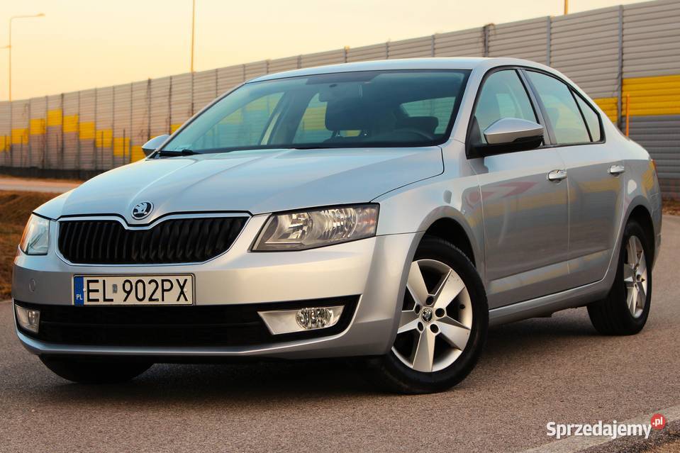 Skoda Octavia Salon Polska Benzyna 4/5 Motoryzacja łódzkie Pabianice