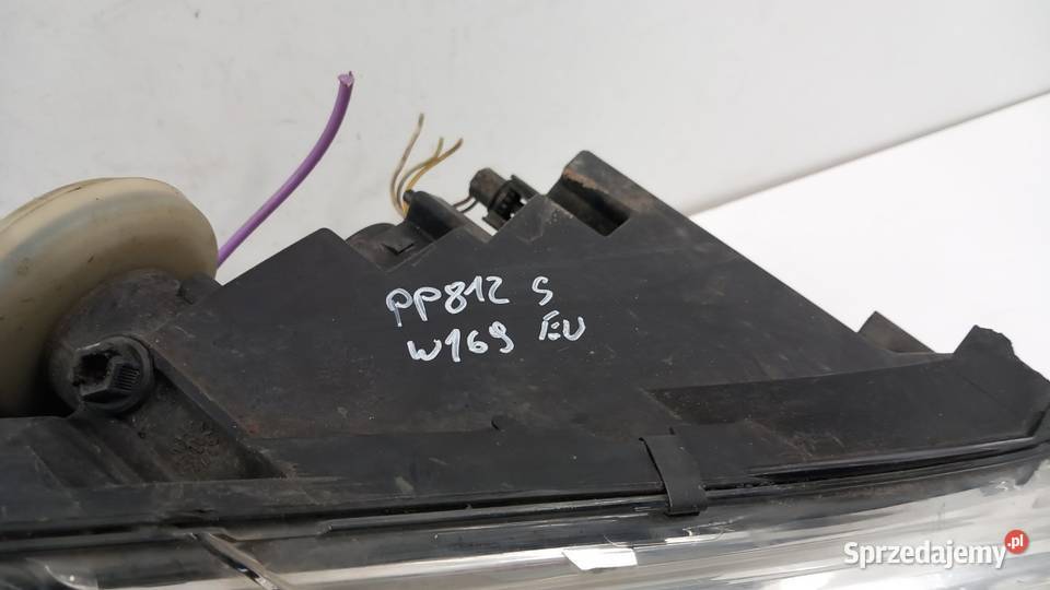 MERCEDES W169 LAMPA PRZÓD PRAWA SOCZEWKA EU Zbierkowo