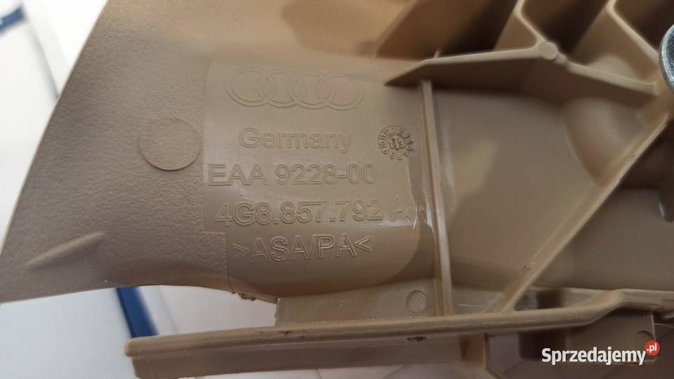 AUDI A6 C7 PROWADNICA PASA PRAWA 4G8857792A