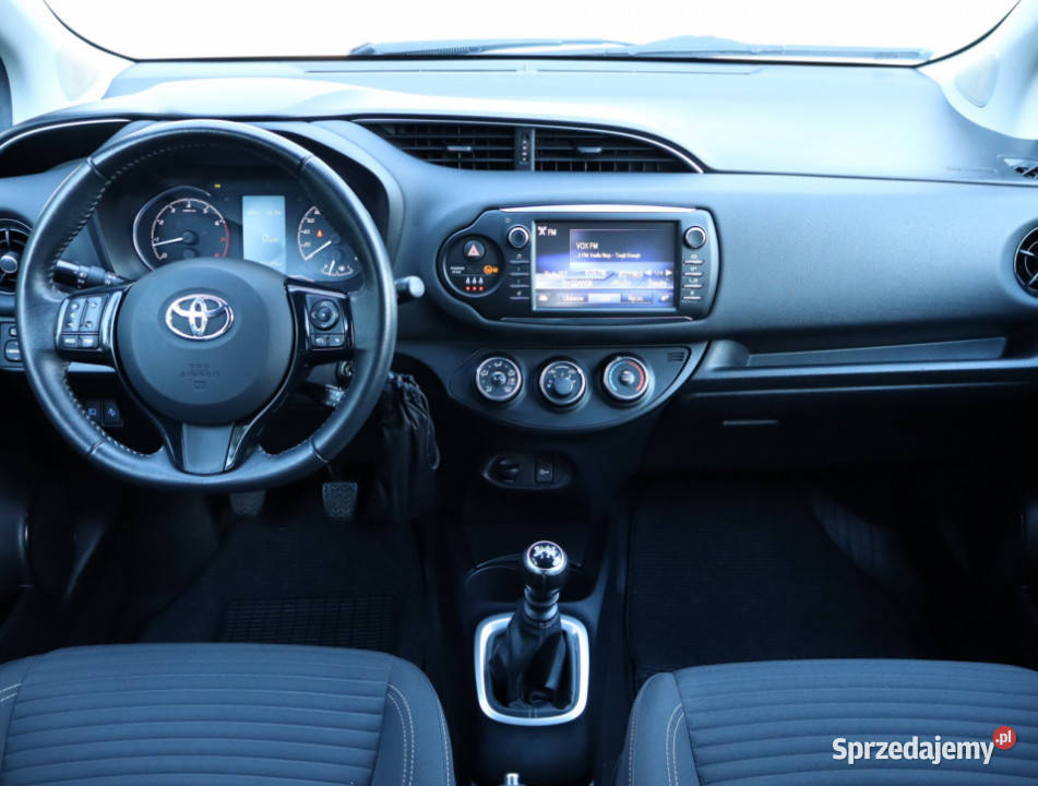 Toyota Yaris 15 Dual VVTi czujnik deszczu Piaseczno