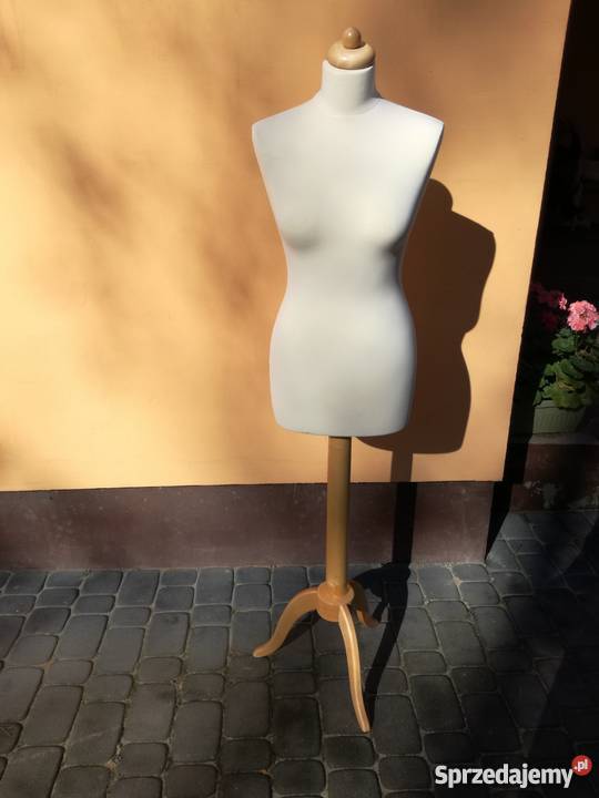 Wyposażenie sklepu z odzieżą Wieszaki z rurek Sklep lubelskie Piaseczno sprzedam