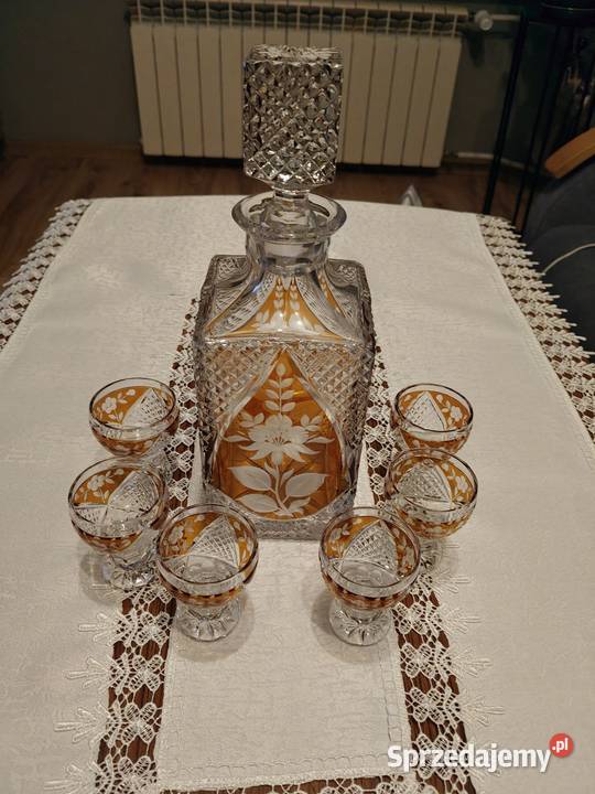 Piękna karafka z kieliszkami Tychy