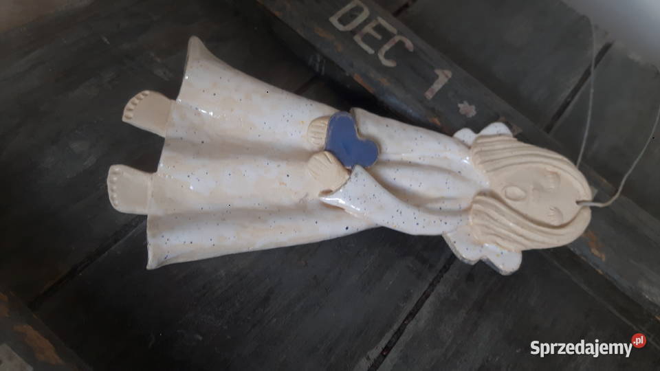 Aniołek z ceramiki ręcznie wykonany