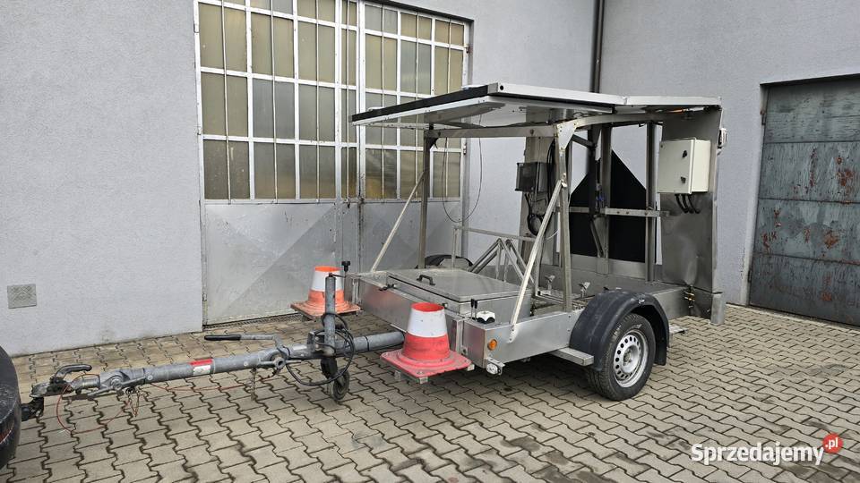 Humbaur Buchhaus RMS 3000 LED Ostrzegawcza 2017r Nowy Świętów