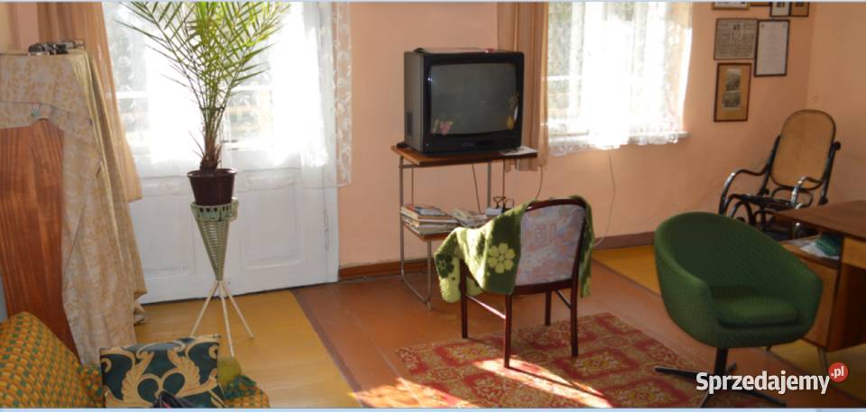 Mieszkanie w przedwojennym dworze Ostrówek pow