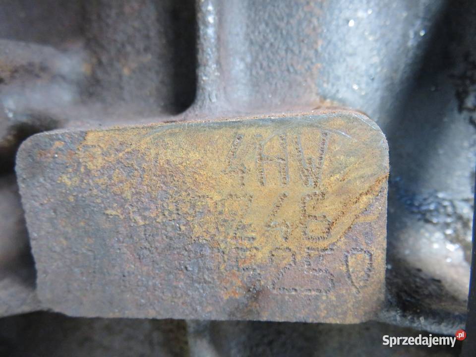 SILNIK PEUGEOT 807 22 HDI 4HW 128 KOMPLETNY