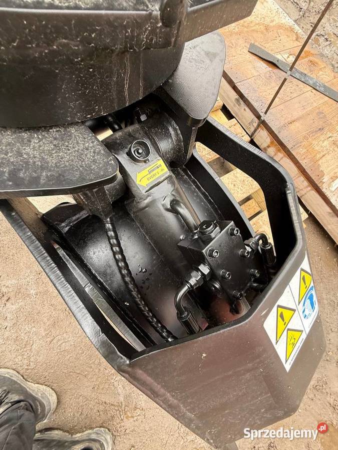 Chwytak hydrauliczny obrotowy wyburzeniowy 460 kujawsko-pomorskie Kołodziejewo