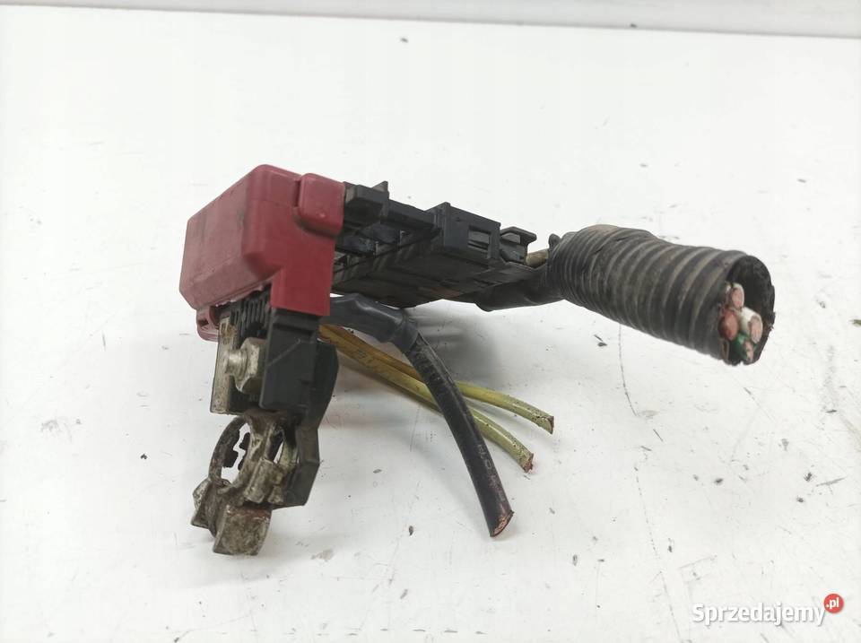 KLEMA PLUS AKUMULATORA BEZPECZNIK AKUMULATORA