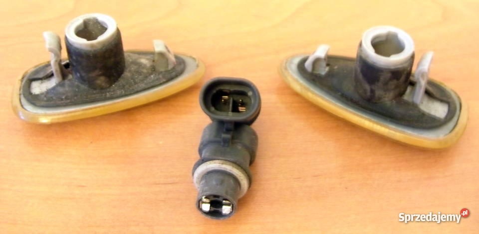 Migacz kierunkowskaz boczny FIAT BRAVO BRAVA 950