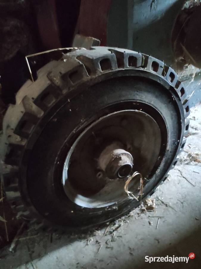 Maszyna do młócenia zboża pszenicy żniw sprawna Nowy Sącz