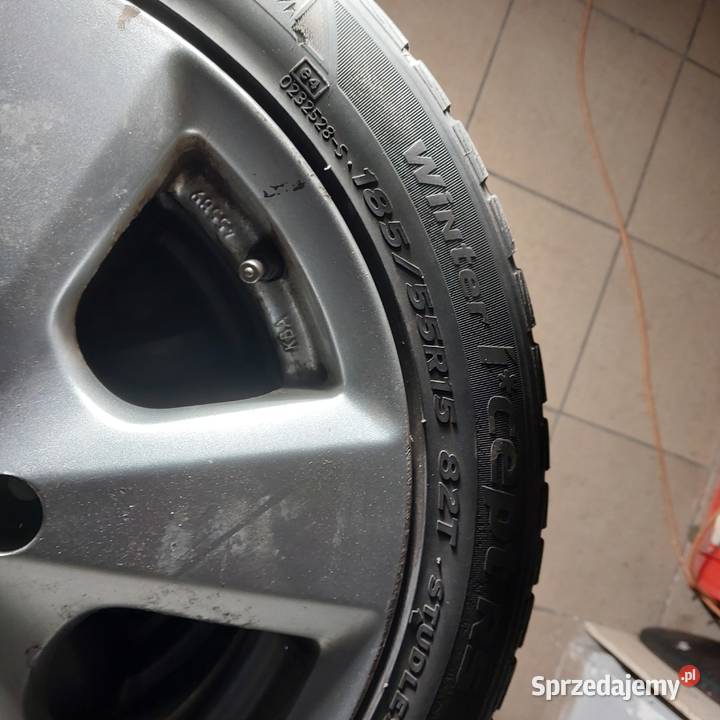 Sprzedam koła zimowe 4 5x100 VW Skoda Seat Samochodowe Oborniki sprzedam