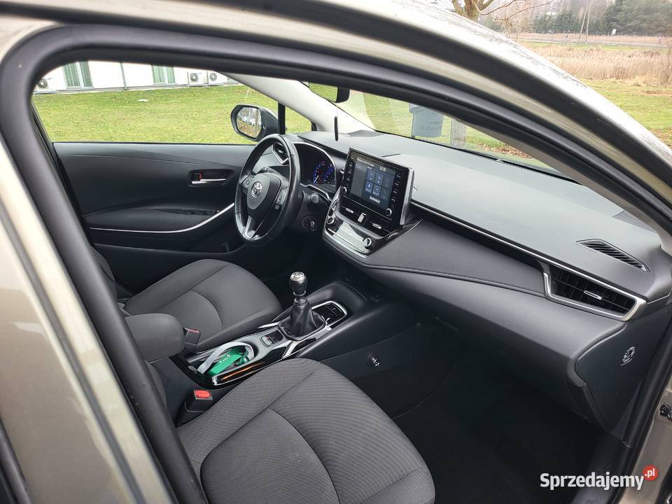 Toyota Corolla Polski Salon 16 benzyna manualna mazowieckie Warszawa