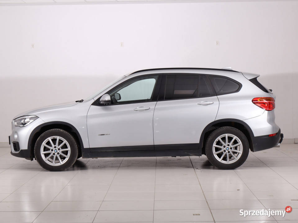 BMW X1 sDrive18d gniazdo USB mazowieckie