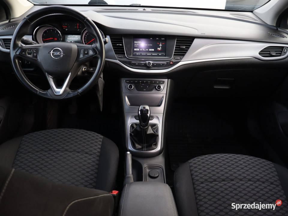 Opel Astra 14 T sprzedam