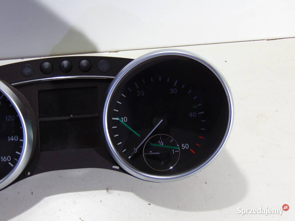 LICZNIK MERCEDES ML W164 30 CDI A1645404247 Liczniki i zegary