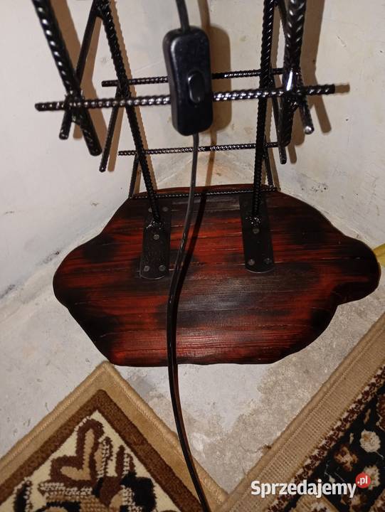 Lampa podłogowa z recyklingu małopolskie Płaza