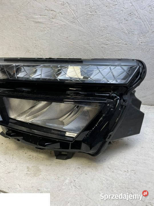 Skoda Kamiq reflektor full Led lewy przód osobowe Kozubszczyzna