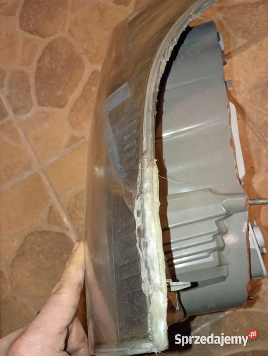 Lampa prawy tył toyota corolla verso Głubczyce