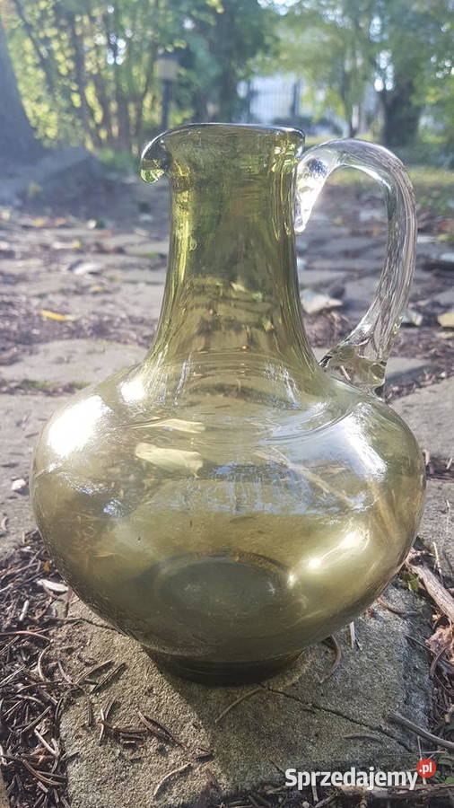 Szklany dzbanek wazon