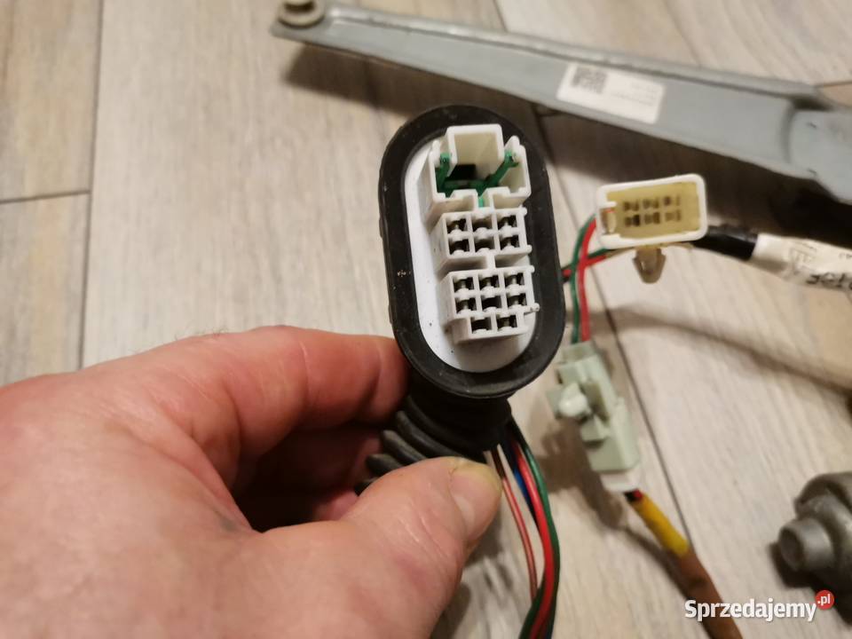 MAZDA PREMACY 9905 LEWA INSTALACJA DRZWI TYŁ wielkopolskie