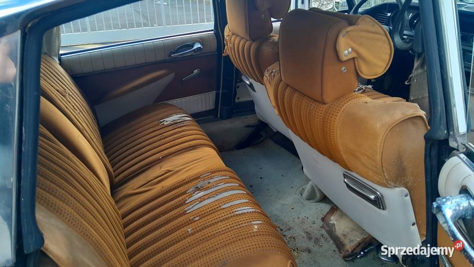 Fantomas sprzedaje Citroen DS 21 Pallas w pełni Karpacz