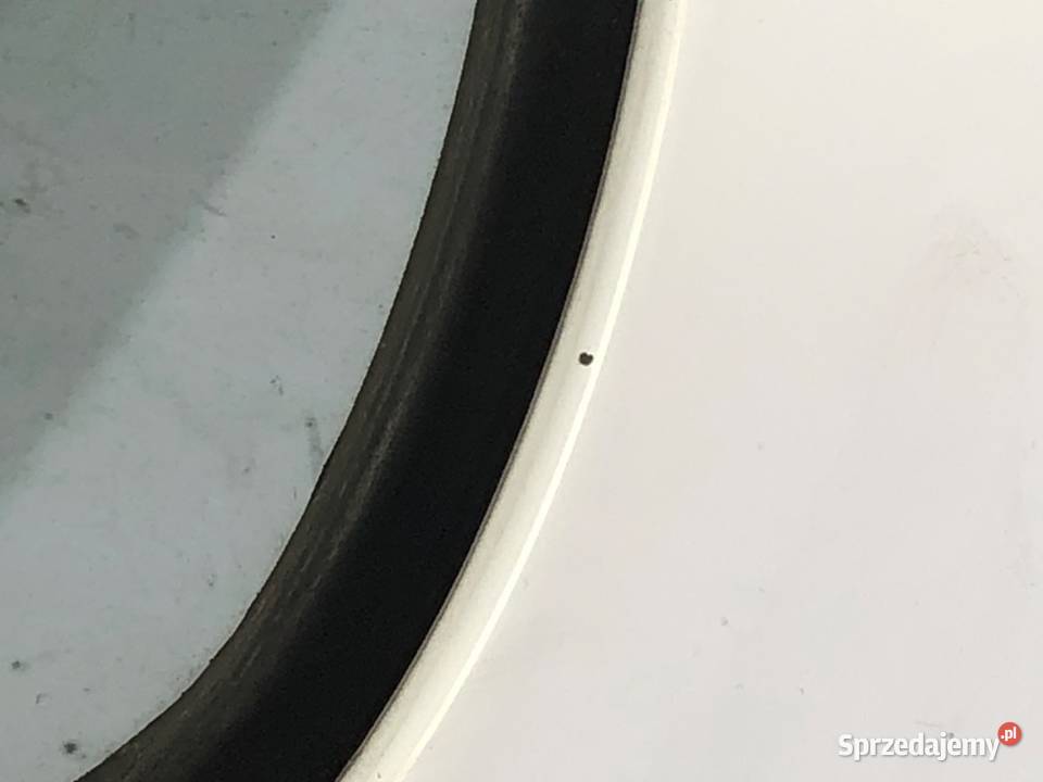 DRZWI LEWY TYŁ TOYOTA YARIS I Hatchback 9905