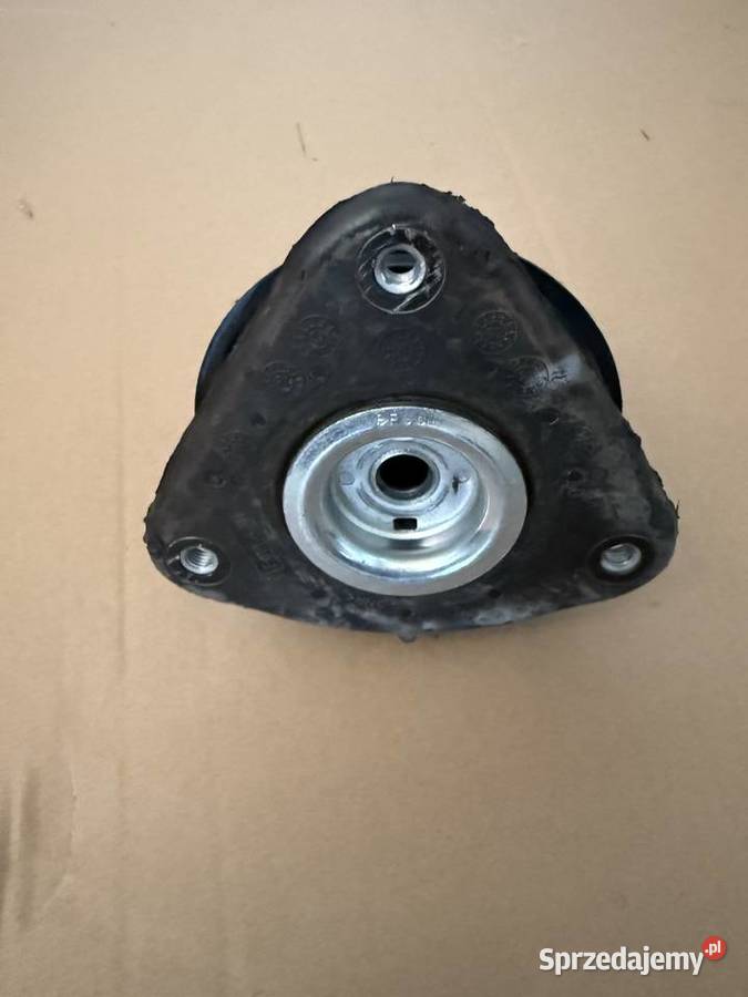 Ford KugaEscape mk2 górne mocowanie amortyzatora Kolbuszowa Dolna