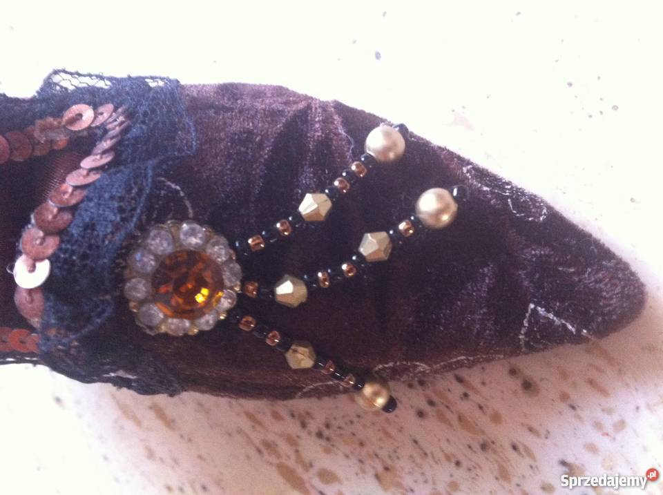 Bucik na pierścionki przesylka