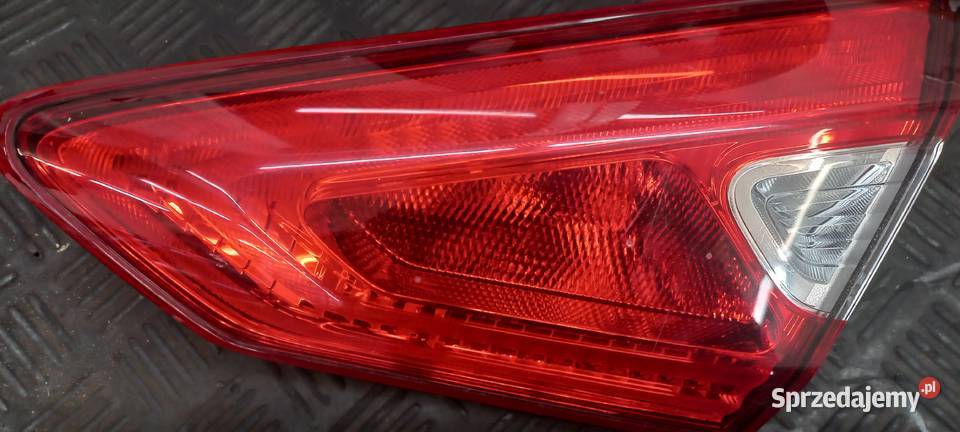 NISSAN PULSAR 1418 LAMPA TYLNA PRAWA WEWNĘTRZNA Stalowa Wola