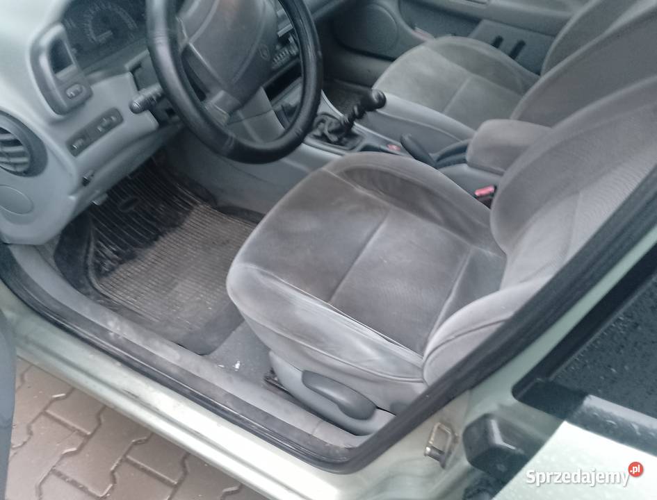 Renault laguna 1 20 gaz sedan Drożki