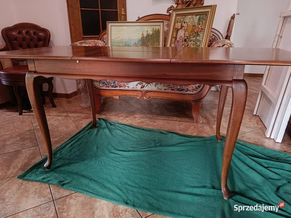 Stół ludwikowski rozkładany i 4 krzesła Lipno sprzedam