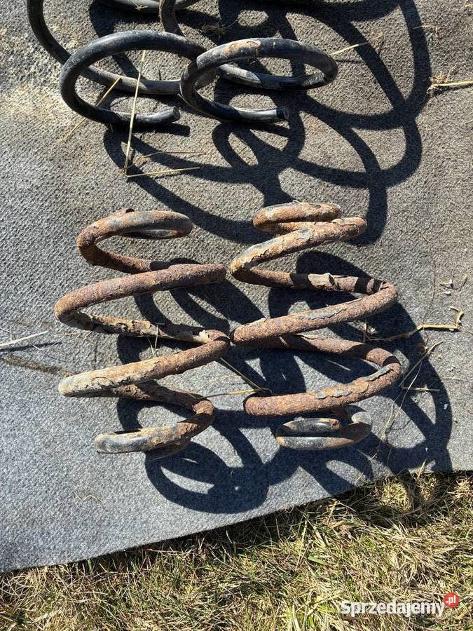 Sprężyny obniżające tył