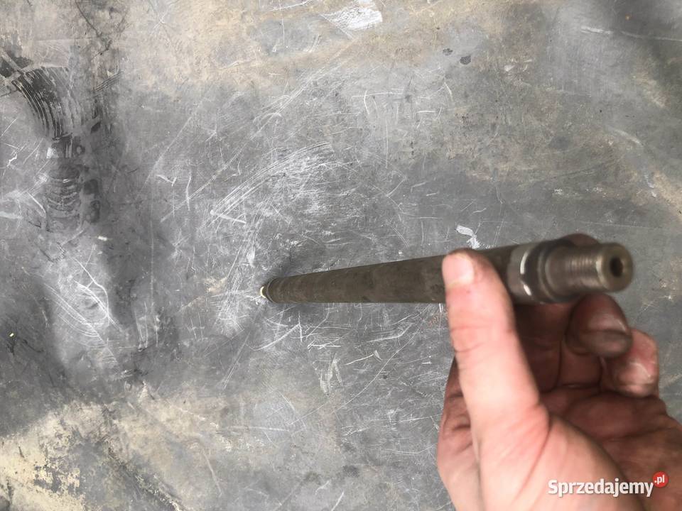 Przyrząd do pomiaru ciśnień sprężania i