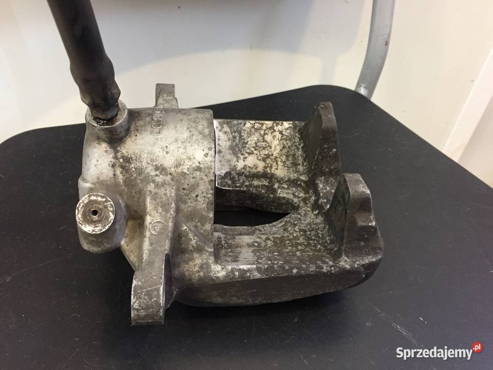 Zacisk hamulca przedni prawy mercedes W211 Bosch Układ hamulcowy opolskie Kędzierzyn-Koźle