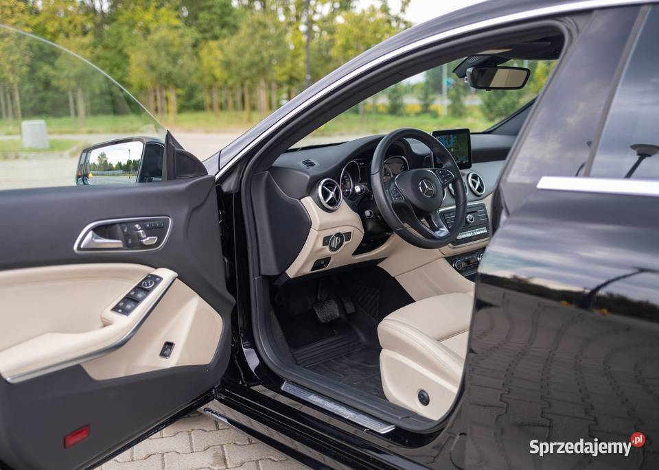 MercedesBenz CLA250 4matic Panorama Ambiente Warszawa