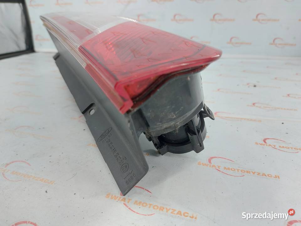 FORD TRANSIT CUSTOM 13r lampa prawa tył Kielce sprzedam