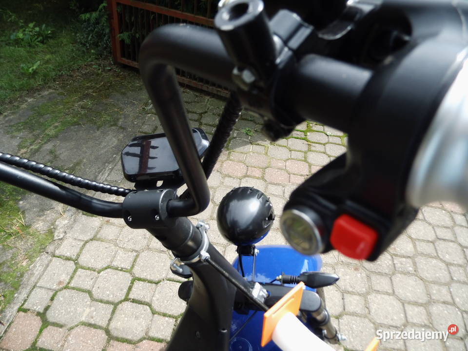 Skuter motorower elektryczny Zarejestrowany