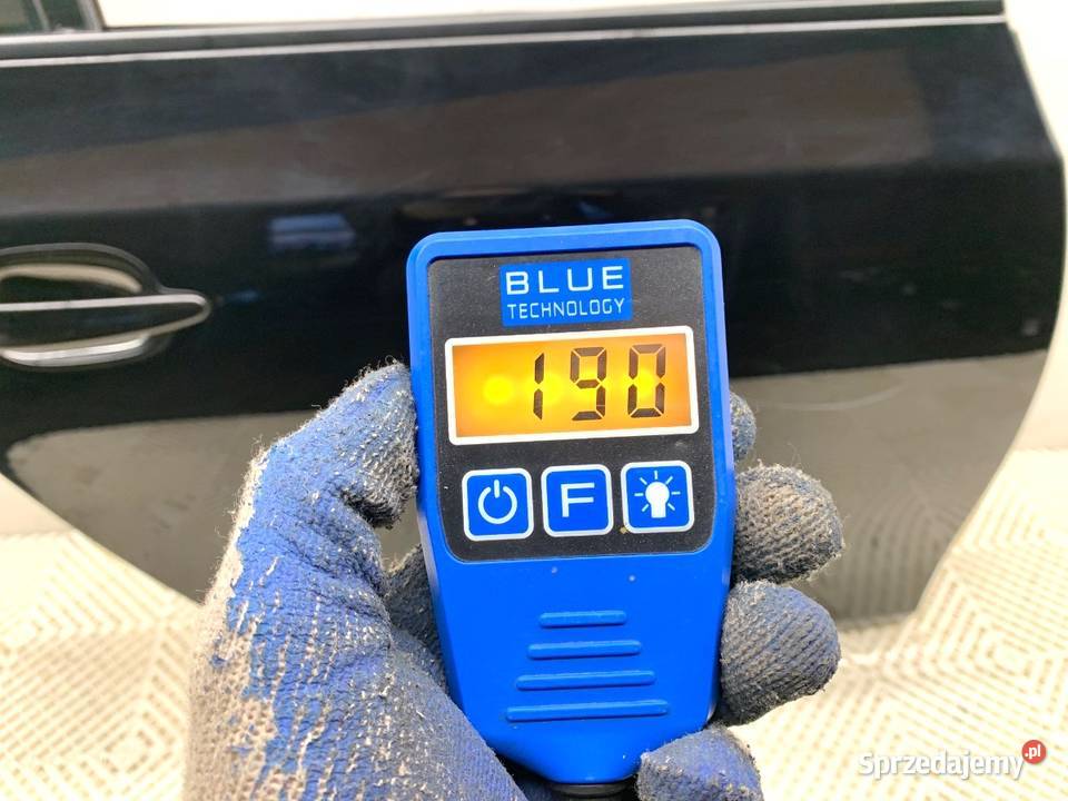 DRZWI PRAWY TYŁ BMW E61 Kombi 0410 SCHWARZ 2 sprzedam