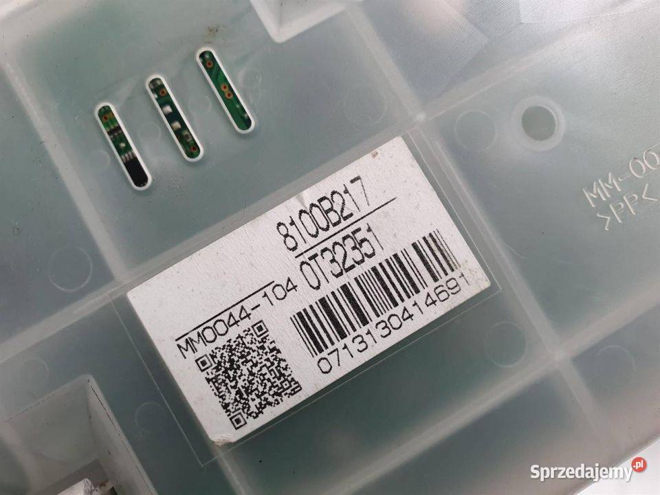 LICZNIK ZEGAR MITSHUBISHI PAJERO IV 810B217 Lipno sprzedam