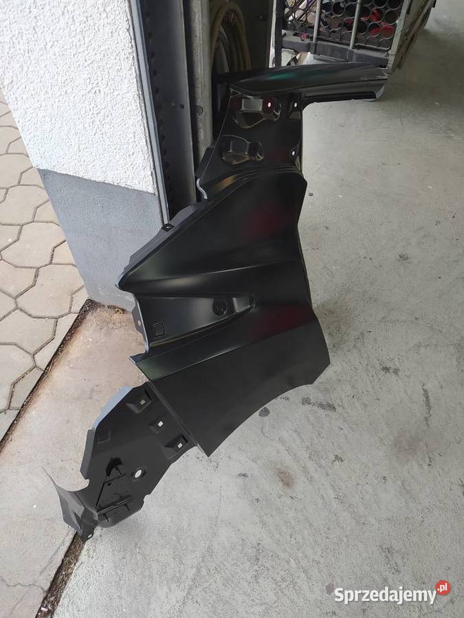 Błotnik tylny prawy Nissan Lear nowy Rzeszów