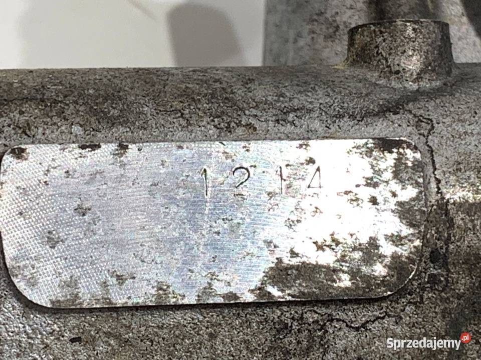 LISTWA WTRYSKOWA MAZDA CX7 23 260